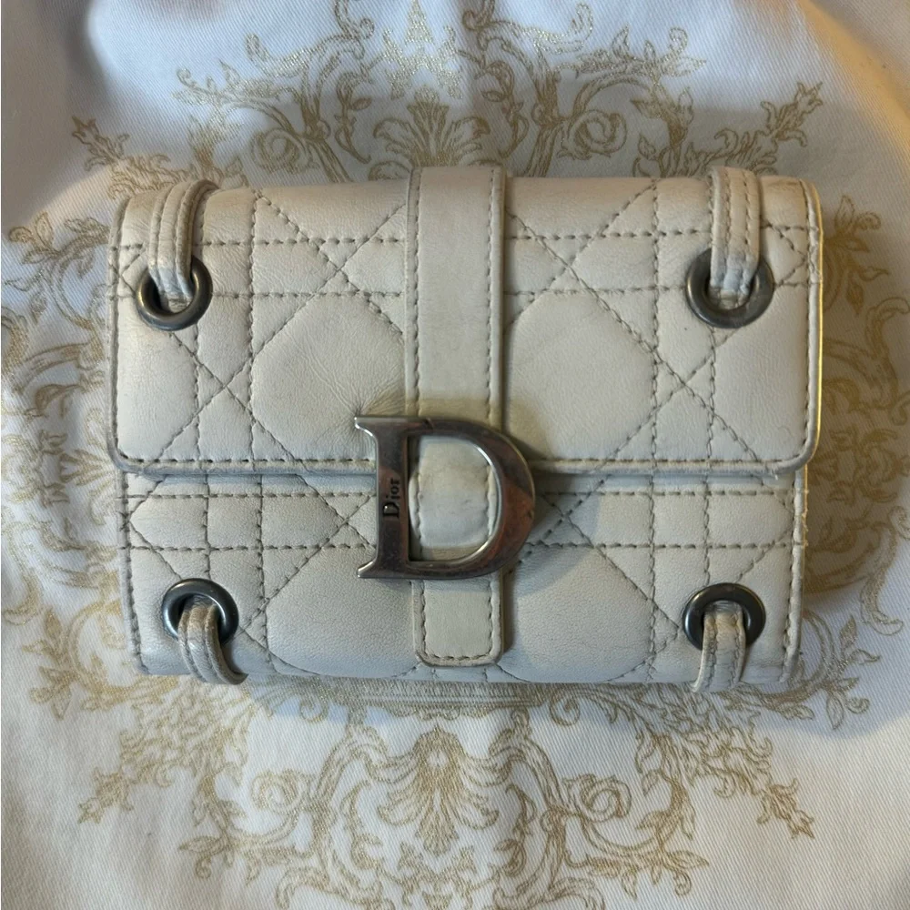Christian Dior leather quilted wallet - Picture 1 of 16